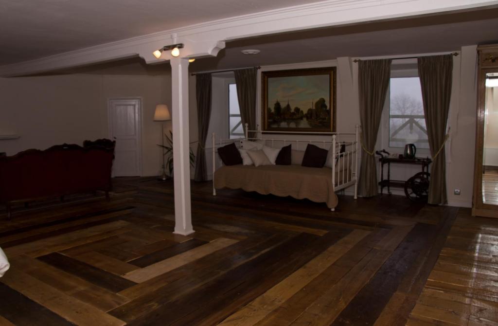 Chateau De Savennes - Caveau De Sabrage Savennes (Puy-de-Dome) Quarto foto