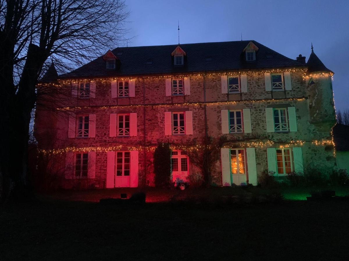 Chateau De Savennes - Caveau De Sabrage Savennes (Puy-de-Dome) Exterior foto