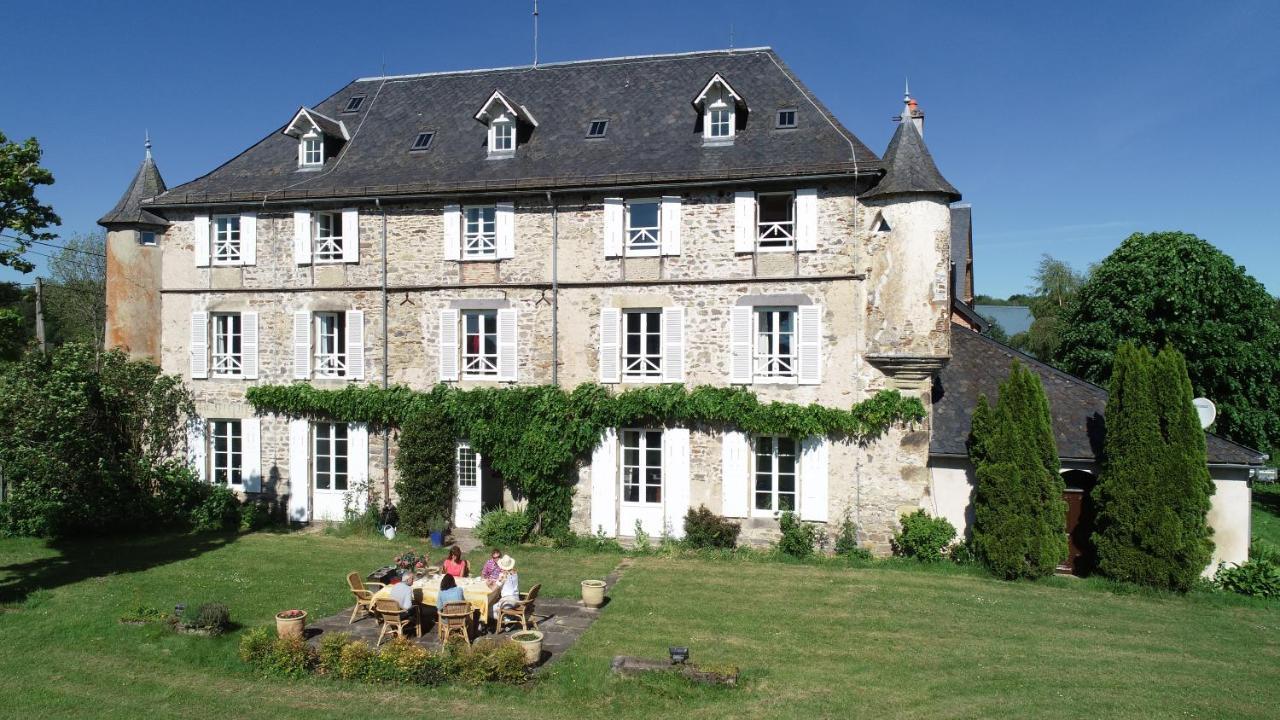 Chateau De Savennes - Caveau De Sabrage Savennes (Puy-de-Dome) Exterior foto