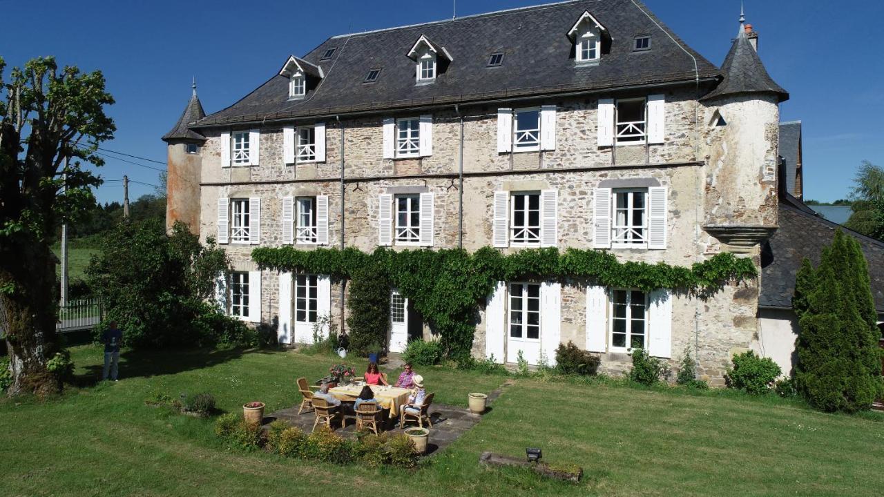 Chateau De Savennes - Caveau De Sabrage Savennes (Puy-de-Dome) Exterior foto